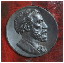Auguste Bartholdi vu de profil - médaillon en bronze - Auguste Rubin